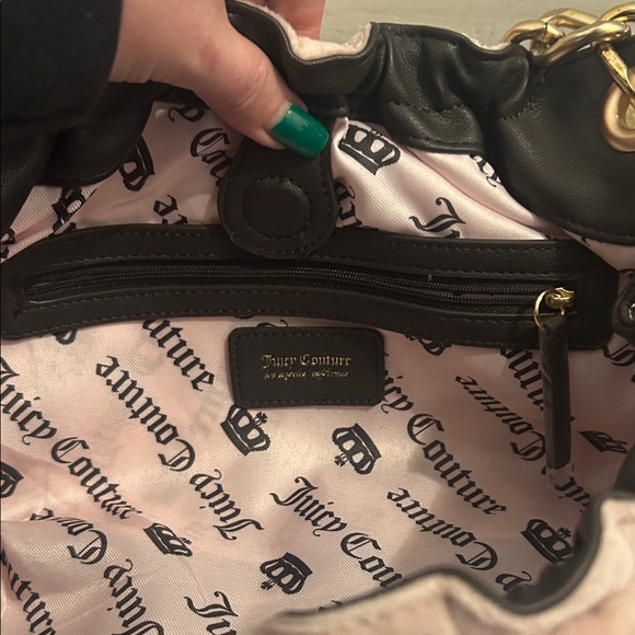 Juicy Couture Blush Pink Logo Shoulder Bag with Gold Hardware - Picture 4 of 6